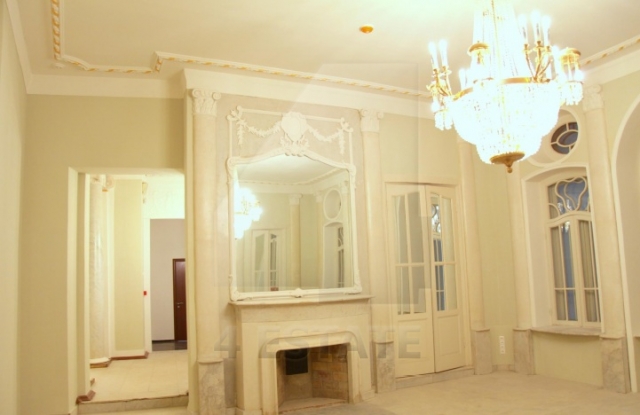 Продажа офисного комплекса класса "А" м. Маяковская.