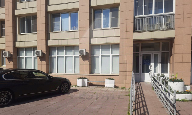 Аренда помещений с отдельным входом в элитном ЖК, м.Сокол.