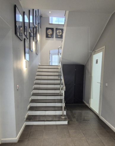 Аренда презентабельного особняка класса В+, м.Курская.