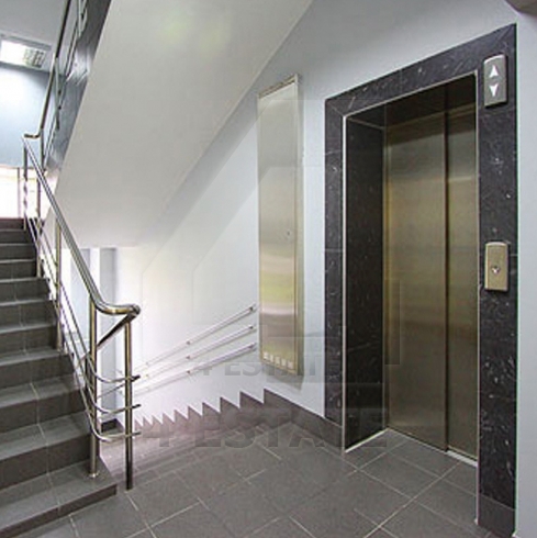 Продажа бизнес центра класса В+, м.Курская.