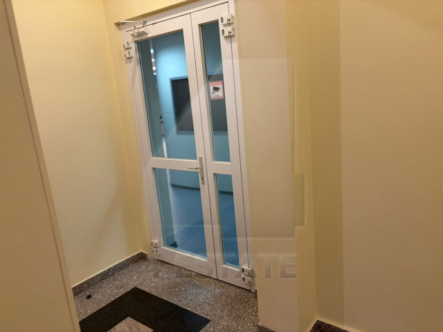 Аренда офиса в бизнес-центре класса В+ "Новинский", м.Смоленская.