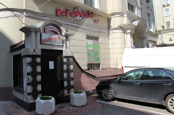Помещения свободного назначения и кафе в аренду с отдельным входом, м.Тургеневская.