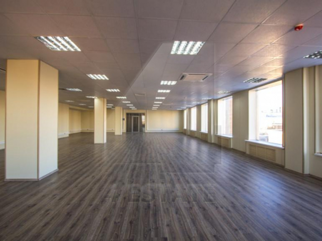 Бизнес-центр "РТС Варшавский" м. Улица Академика Янгеля. 