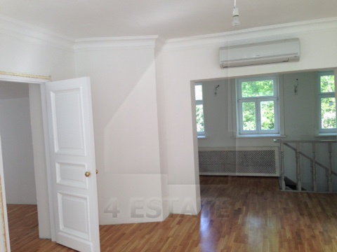 Реконструированный особняк класса А, м.Третьяковская.