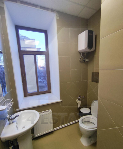 Аренда дизайнерского офиса в БЦ класса В+, м.Новокузнецкая.