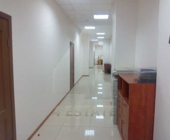 Аренда офисного и банковского помещения в особняке, м.Полянка.