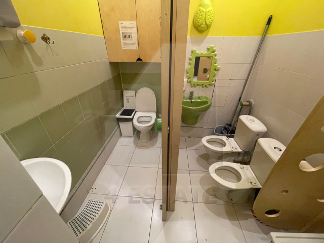 Продажа помещения с отдельным входом в особняке класса А, м.Арбатская.