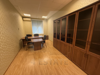Продажа нежилого помещения с отдельным входом, м.Университет.