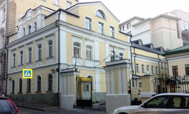 Банковско-офисный комплекс особняков класса В+, м.Театральная.