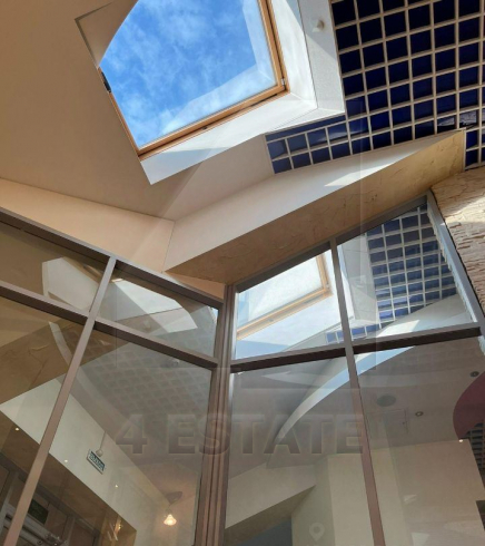 Предлагается на продажу презентабельный особняк класса А, м.Чистые пруды.