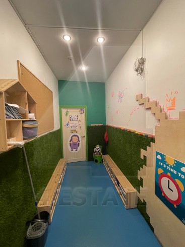 Продажа помещения с отдельным входом в особняке класса А, м.Арбатская.