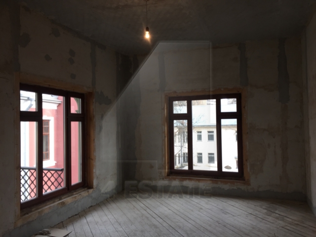 Аренда реконструированного здания класса А, м.Достоевского.