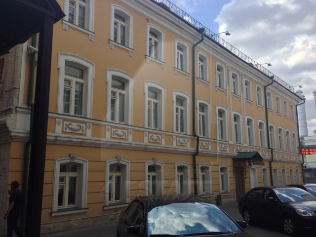 Реконструированный особняк класса А на продажу, м.Новокузнецкая.