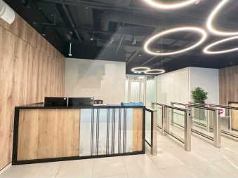 Аренда офисов в новом бизнес-центре" Верейская Плаза 4" м.Давыдковская.