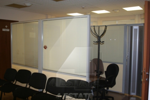 Бизнес центр класса "А"(можно банк), м.Достоевская.