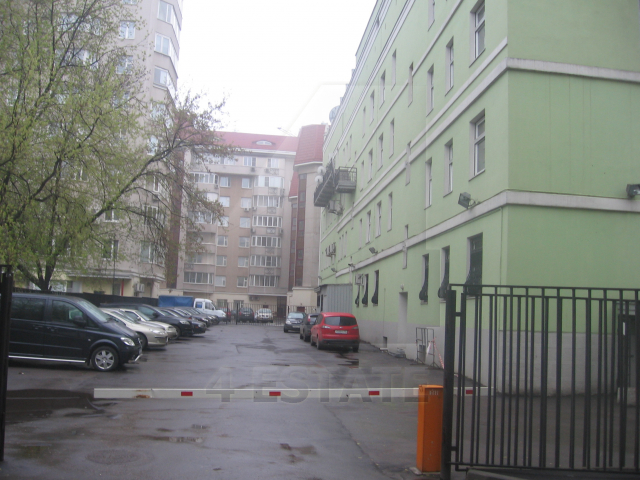 Офисное здание в аренду, м.Рижская.