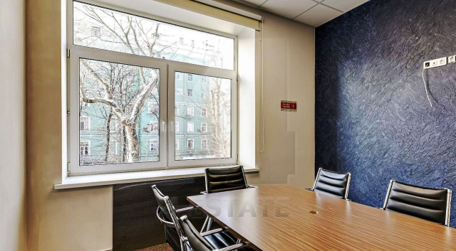 Аренда офисного особняка класса B+, м.Чистые пруды.