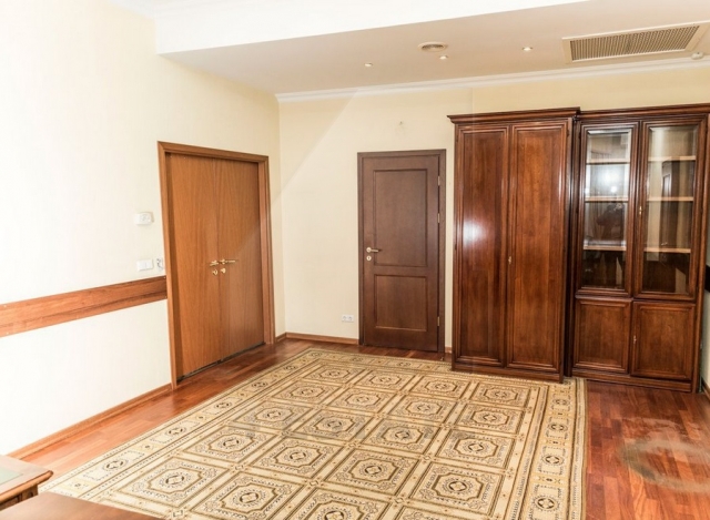 Продажа презентабельного особняка класса "PREMIUM", м. Парк культуры.