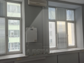 Офисное здание классса В, м. Улица 1905 г.