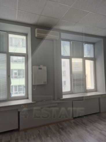 Офисное здание классса В, м. Улица 1905 г.