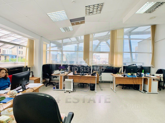 Офис в бизнес центре В+, м.Цветной б-р.