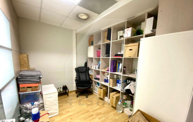 Аренда офисов в бизнес центре класса "А"  м. Баррикадная 