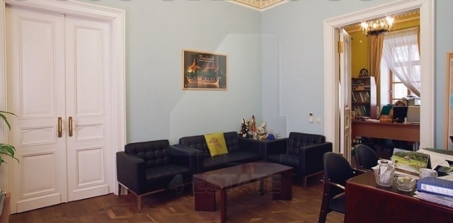 Аренда презентабельного офиса в особняке класса В+, м.Китай-город.