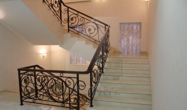 Продажа VIP особняк с мебелью класса А, м.Улица 1905г.