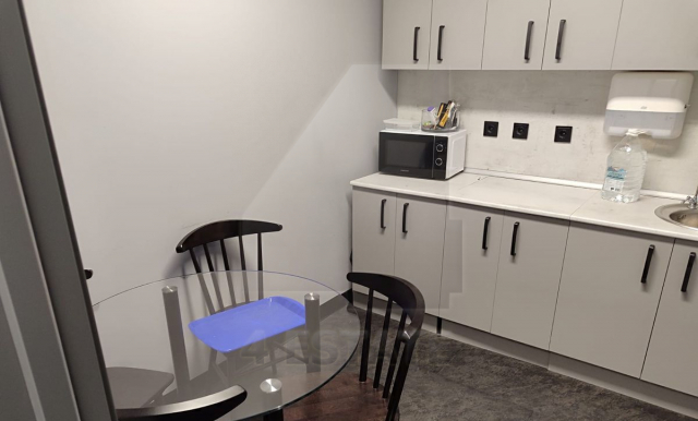 Аренда офиса в бизнес-центре класса "B+", м. Белорусская.