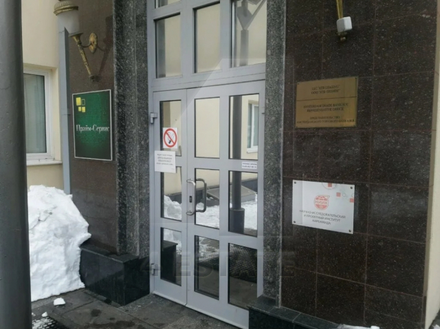 Аренда офисных помещений в особняке класса В+, м.Курская.