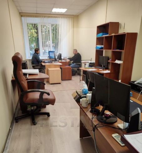 Офисное помещение с отд. входом, м.Цветной б-р.