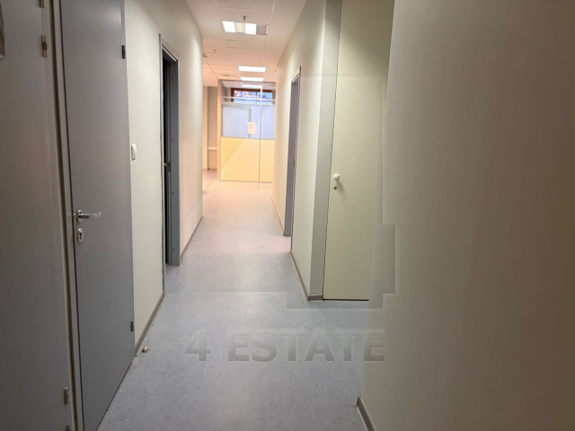 Аренда офиса в бизнес-центре класса В+ "Новинский", м.Смоленская.