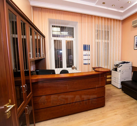 Презентабельный особняк, м.Цветной бульвар.