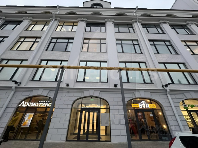 Продажа офисов в бизнес центре класса В+, м.Бауманская.