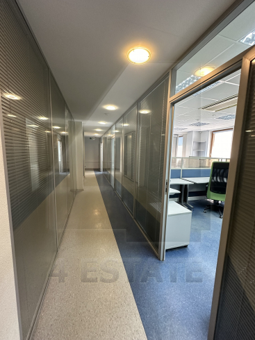 Предлагается на продажу презентабельный особняк класса А, м.Чистые пруды.