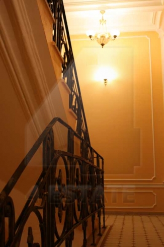 Продажа отреставрированного особняка, м.Новокузнецкая.