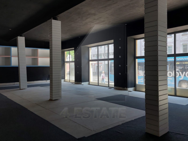 Торговое помещение с отд. входом, м.Красные ворота.