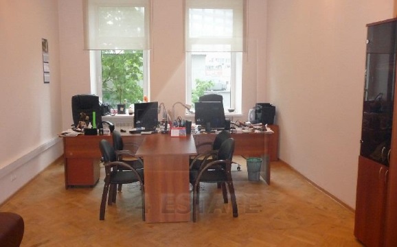 Продажа офиса с отдельным входом, м.Смоленская.