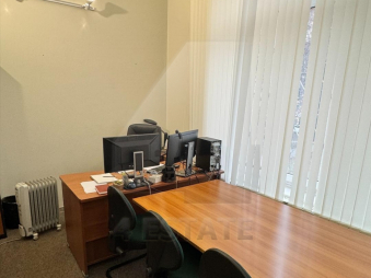 Аренда офисного помещения с отд. входом, м.Университет.