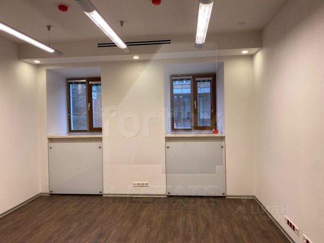 Исторический особняк класса А, м.Баррикадная.