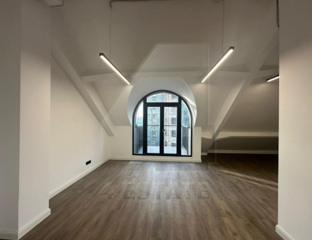 Продажа офисов в бизнес центре класса В+, м.Бауманская.