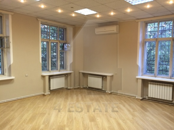 Продажа помещения под офис.