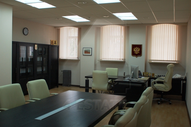 Офисные помещения в особняке класса А, м. Менделеевская.