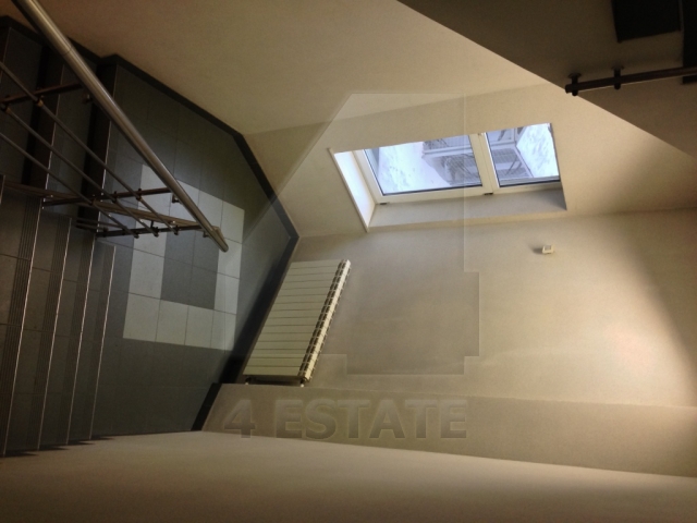 Продажа бизнес центра класса В+, м.Чистые пруды.