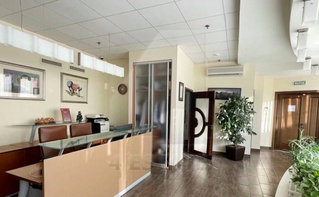 Реконструированный особняк класса А, м.Фрунзенская.