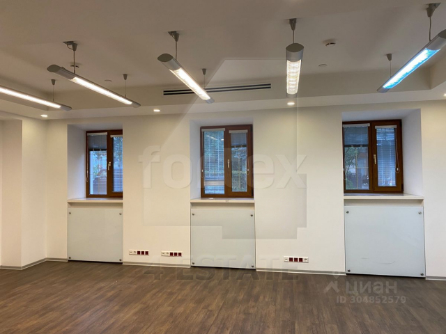 Исторический особняк класса А, м.Баррикадная.