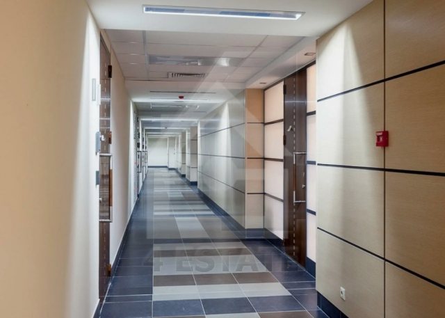 Продажа офисов в бизнес-центре класса В+, м. Кунцевская