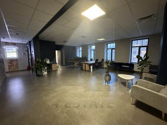 Бизнес-центр «Кустос LOFT».м.Цветной бульвар