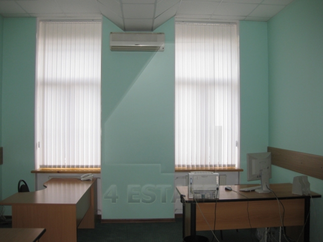 Презентабельный офис с отдельным входом, м.Курская.