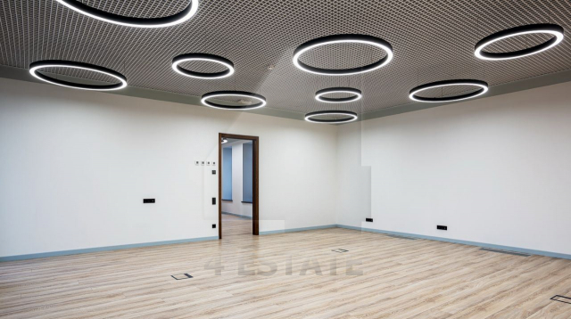 Бизнес-центр класса А "Сады Этрета", м.Цветной бульвар.